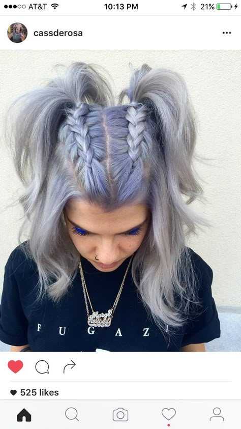 Punk Rock Hairstyles, Fun Hair Styles, Rave Hairstyles, Side Braid Hairstyles, Fest Outfits, Pinterest Hair, Peinados Fáciles Para Cabello Corto, Penteado Cabelo Curto, Festival Hair