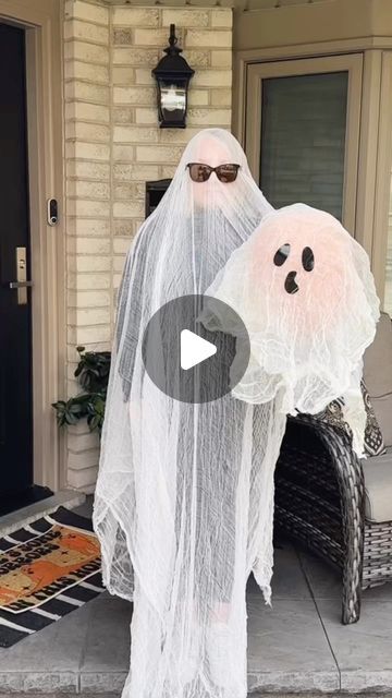 Cityline on Instagram: "A scary simple DIY Halloween project for your porch 👻
@leighannallaire shows you how to dress up your pumpkin as a glow-in-the-dark ghost in a few steps." How To Make A Ghost Costume, Porch Ghost Diy, How To Make Ghosts For Outside, How To Make A Ghost Costume With A Sheet, Silly Ghost Costume, Ghost Poncho Costume Diy, Diy Ghost Costume For Dog, Diy Ghost Costume, Diy Ghost