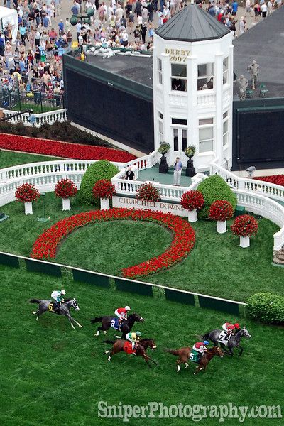 The Kentucky Derby. Kentucky Attractions, Derby Time, Unique Portraits, Derby Ideas, Derby Winners, Ky Derby, Belmont Stakes, Run For The Roses, American Landscape