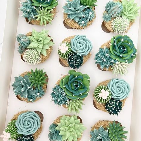 Easy Cupcakes Decoration, Succulent Wedding Cakes, Cactus Cupcakes, Garden Baby Shower Theme, Succulent Cupcakes, Succulent Cake, Cowboy Theme Party, Fall Cupcakes, Cupcake Cake Designs