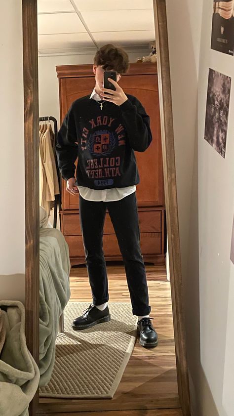 Enby Outfits Winter, Enby Outfits, Aesthetic Hombre, Doc Martens Outfits, Derby Outfits, Streetwear For Men, Loafers Outfit, Trendy Boy Outfits, Mens Trendy Outfits