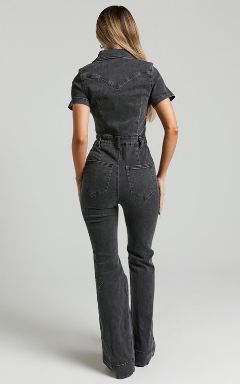 Silvena Jumpsuit - Short Sleeve Flared Denim Jumpsuit in Black Wash Deep V Neck Jumpsuit, Goth Western Style, Jumpsuit Outfit Fall, Venus Outfits, Denim Jumpsuit Outfit, Black Denim Jumpsuit, Cowgirl Closet, Jean Jumpsuit, Nashville Outfit