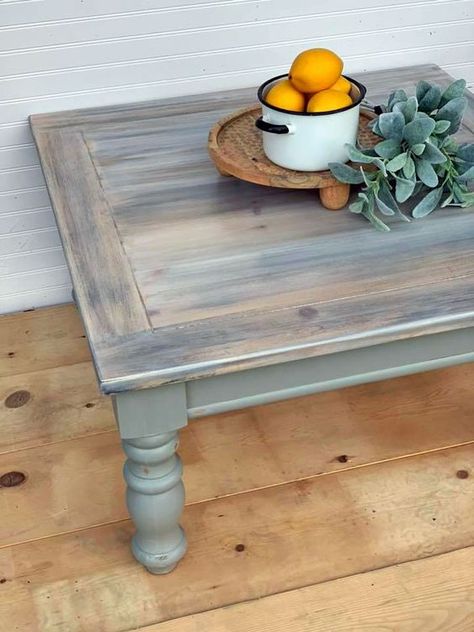 Empire Gray Farmhouse Coffee Table | General Finishes Design Center Plywood Plank Flooring, Muebles Shabby Chic, Coffee Table Makeover, Painted Coffee Tables, Table Farmhouse, Shabby Chic Dresser, Coffee Table Farmhouse, Dry Brush, Table Makeover