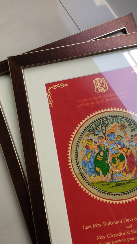 Only 3 pieces were made on order. These wedding cards have original Madhubani Paintings on Palm Leaf and designed with Gold and Red. These were framed and given Pitambari Fabric Envelope. Completely exclusive and hand made as could be. Madhubani Painting Wedding Card, Folk Art Wedding Invitations, Hand Painted Wedding Invites, Wedding Envelopes Design, Creative Invites, Illustrated Invitations, Madhubani Paintings, Hindu Wedding Cards, Wedding Invitations Leaves