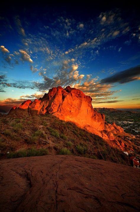 Arizona Aesthetic, Background Inspiration, Eggless Desserts, Living In Arizona, Camelback Mountain, Arizona Hiking, Us Road Trip, Best Hikes, Phoenix Arizona