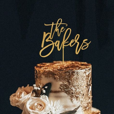 Wedding Cake Topper Gold Personalized Cake Topper | Etsy Wooden Engraved Gifts, Gold Cake Topper Wedding, Heart Wedding Cakes, Anniversary Cake Topper, Wedding Cake Prices, Name Cake Topper, Cake Topper Initials, Name Cake, Cake Topper Wedding