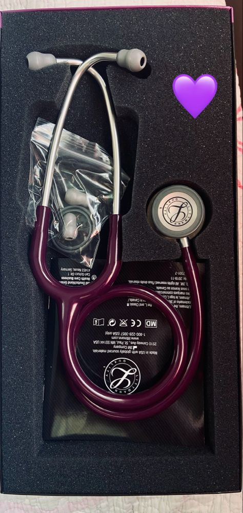 Littmann Stethoscope Colors, Littmann Stethoscope Nursing, Sthetoscope Medical, Littmann Stethoscope Aesthetic, Medical Doctor Aesthetic, Litman Stethoscope, Stethoscope Wallpaper, Stethoscope Aesthetic, Purple Stethoscope