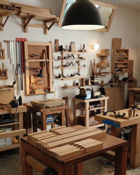 A couple of Cherry Trestles on the menu for next week 📋 @ateliermateus #marcenaria #woodworking #joinery #tretles #furniture #fujixseries #atelier #lisboa Hobby Workshop, Studio Workspace, Woodworking Joinery, Diy Workshop, On The Menu, Garage Workshop, 2025 Vision, Shop Ideas, Wood Work