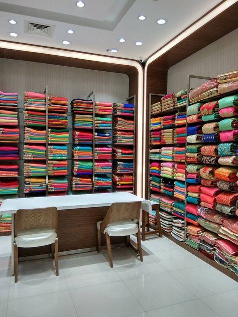 Saree Showroom Design, Ladies Shop Interior Design, Ladies Garments Shop Interior Display, Women's Clothing Store Interior, Saree Shop Interior, Saree Showroom Interior Design, Clothes Showroom Interior Design, Textile Shop Interior Design, Saree Shop Interior Design