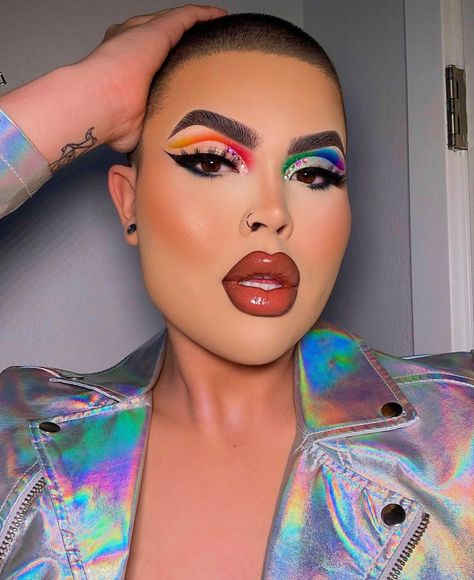 Pride Themed Makeup, Pride Makeup Gems, Pride Inspired Makeup, Pride Looks Makeup, Pride Month Makeup Looks, Maquillage Pride, Pride Makeup Ideas Easy, Pride Make Up, Rainbow Makeup Looks Pride