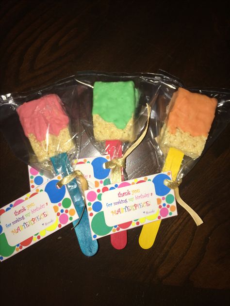 Paint Party Desserts, Paint Party Favor Ideas, Rice Krispie Paint Brushes, Paint Party Dessert Table, Paint Party Gift Bags, Art Themed Party Favors, Paint Party Favors Kids, Paint Party Games, Paint Party Food Ideas