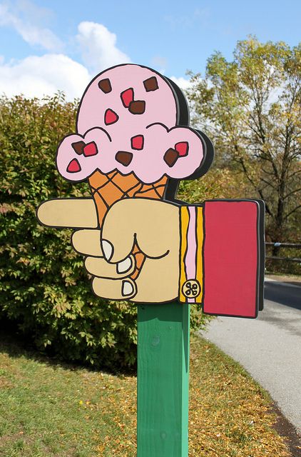 Happiness is two kinds of ice cream. / Peace, Love, and Ice Cream at the Ben & Jerry's factory in Waterbury  #vermont  #splendidsummer Cool Ice Cream Shops, Ice Cream Shop Inspiration, Ice Cream Store Design Exterior, Cream Design, Ice Cream Shop Exterior, I’ve Cream Shop Ideas, Cute Ice Cream Parlor, Ice Cream Shops, Ice Cream Shop Ideas