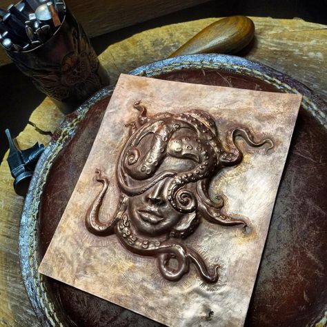 Repousse Jewelry, Chasing Repousse, Copper Tooling, Chasing And Repousse, Metal Embossing, 3d Figures, Wax Carving, Jewelry Design Inspiration, Dope Jewelry