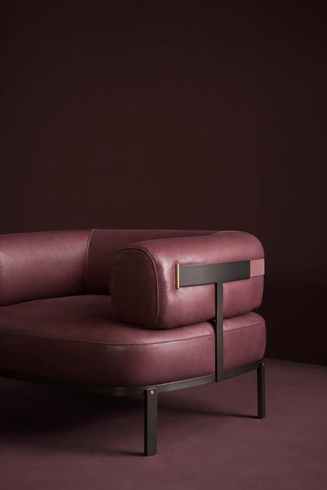 ARMCHAIR BELT | Baxter Livingroom Sofa, Yabu Pushelberg, Naoto Fukasawa, Unique Chair, Armchair Furniture, Design Del Prodotto, Furniture Details, Armchair Design, Elegant Red