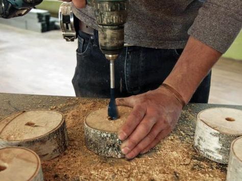 Make a Table Lamp Using all that wood I have in the backyard Birch Projects, Log Furniture Diy, Beach Lamps, Log Decor, Lamps Diy, Cool Things To Build, Diy Table Lamp, Diy Lamps, Diy Projects For Men