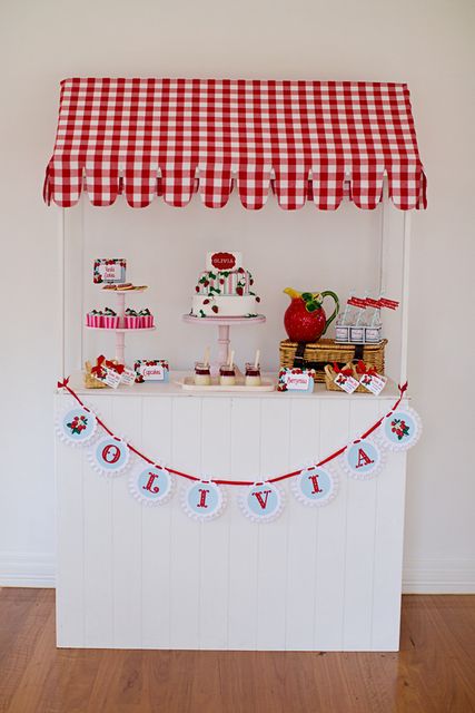 Strawberry Market Stall | CatchMyParty.com Stall Decorations, Strawberry Shortcake Birthday, Strawberry Shortcake Party, Picnic Theme, Strawberry Party, First Birthday Decorations, Market Stall, Birthday Diy, 1st Birthday Girls