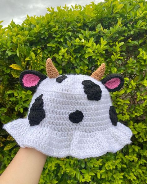 #crochetbuckethat #handmadebuckethat #crochet #hat Most Amazing and Trendy Crochet Bucket Hat Designs Patterns for Girls 2022 Most Stunning & Latest Crochet Handmade Bucket Hat Design Pattern 2022 https://youtu.be/9THM7Cg8z1E Beautiful and Adorable Crochet Lace Designs an Ideas 2022 || Crochet Lace Pattern https://youtu.be/V2j9BCLpiy4 Must Watch!!!!! New Stylish & Unique Crochet Christmas decoration designs & Pattern https://youtu.be/8sQelboKHUw my website free patterns http://www.pattern Bucket Hat Pattern Free, Crochet Baby Cap, Crochet Newborn Hat, Beanie Knitting Patterns Free, Bucket Hat Pattern, Baby Winter Hats, Bucket Hat Design, Crochet Christmas Decorations, Cap Patterns