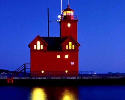 Lighthouse Inspiration, Michigan Lighthouses, Michigan State Parks, Lake Lighthouse, Holland Michigan, Harbor Town, Harbor Lights, Michigan Travel, Beach Road