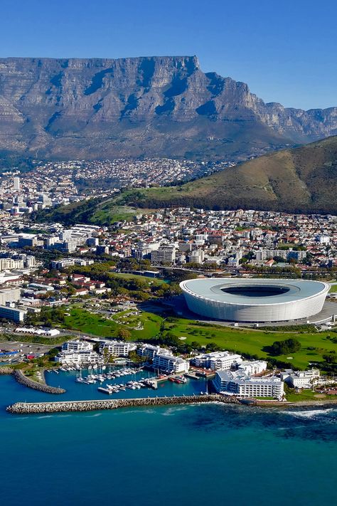 Cape Town, South Africa Cape Town Vacation Aesthetic, Table Top Mountain Cape Town, South Africa Table Mountain, Capetown City Aesthetic, South Africa Wallpaper, Cape Town South Africa Aesthetic, Cape Town South Africa Photography, Cape Town Aesthetic, South Africa Aesthetic