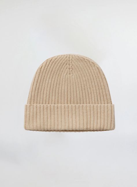 The Max Beanie is crafted from luxurious cashmere in a versatile beige hue. This ribbed. snug-fitting beanie offers both warmth and a minimalist-sleek style for your cold-weather wardrobe. Shop Accessories.Styling Tip: Pair with everything from plush knitwear to tailored separates and outerwear. Accessories Styling, Cashmere Beanie, Shop Accessories, Sleek Style, Sleek Fashion, Agate Stone, Accessories Shop, Cold Weather, Agate