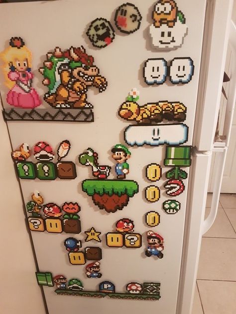 Hama Beads Mario, Perler Bead Mario, Perler Beads Ideas, Arte Nerd, Melty Bead Patterns, Easy Perler Beads Ideas, Art Perle, Perler Art, Hama Beads Design