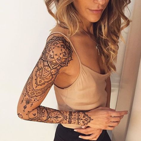 150 coole Tattoos für Frauen und ihre Bedeutung - Archzine.net Tattoo Frau, Henna Sleeve, Mandala Thigh Tattoo, Full Sleeve Tattoo Design, Full Sleeve Tattoos, Mehndi Tattoo, Arm Sleeve Tattoos, Full Sleeve Tattoo, Best Sleeve Tattoos