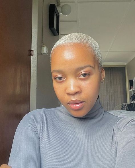 Nqobile. on Instagram: "🤍" Brush Haircut For Black Women, Brush Cut For Black Women, Buzz Cut Black Women, Bald Baddie, Bald Hairstyles, Bald Hairstyles For Women, 2024 Hairstyles, Short Natural Curly Hair, Brush Cut