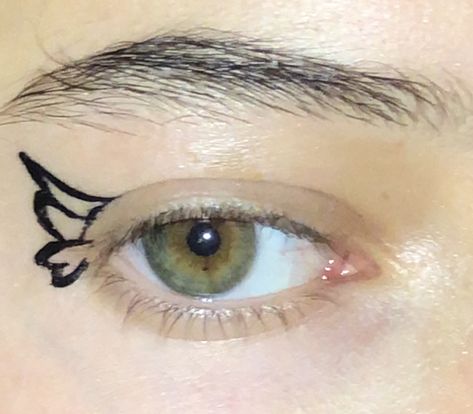 Butterfly Eyeliner, Eyeliner Inspo, Detailed Butterfly, Lovely Makeup, Make Up Inspo, Eyeliner Looks, Makeup Eyeliner, Face Art, Makeup Inspo