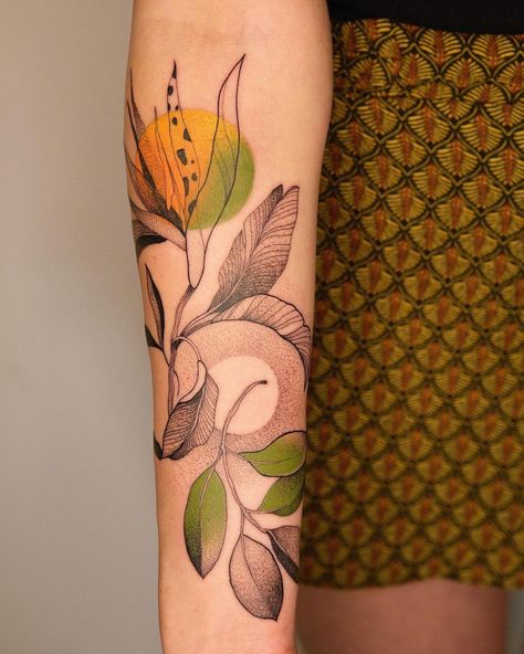 Whimsical Flower Tattoos For Women, Colorful Feminine Tattoos, Tattoo Botanica, Plant Sleeve Tattoo, Blatt Tattoos, M Tattoos, Plant Tattoo, Botanical Tattoo, Elegant Tattoos