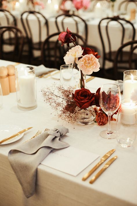 Long Table Dinner Party Indoor, Moody Victorian, Golden Palace, Burgundy And Blush Wedding, Fuchsia Wedding, Maroon Wedding, Party Catering, Dark Wedding, Wedding Table Flowers