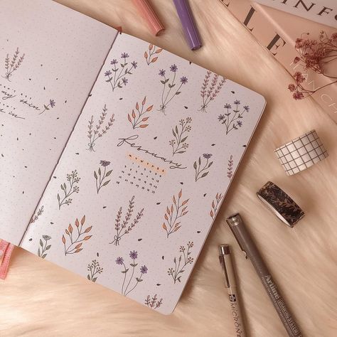 Bujo Schedule Layout, Dot Journaling, May Planner Ideas, Spring Journal, Bujo Aesthetic, Notes Aesthetic, Notebook Doodles, Bullet Journal Notes, Bullet Journal Paper