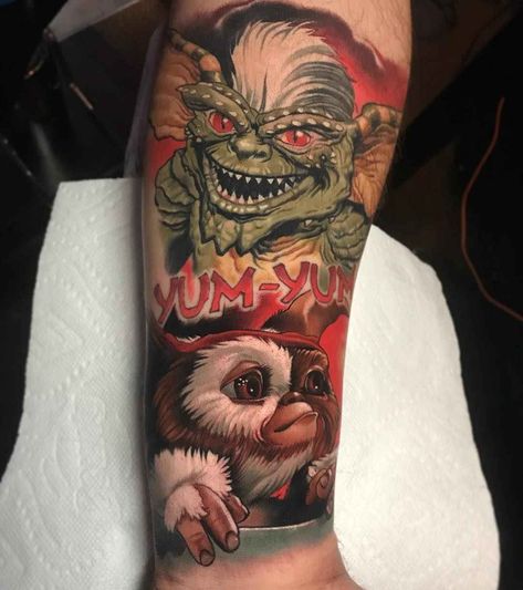 Hopeful Tattoos, Gremlin Tattoo, Gremlins Tattoo, Joey Tattoo, Gizmo Tattoo, Horror Wallpapers, Gremlins Art, Skull Tattoos For Men, Halloween Sleeve