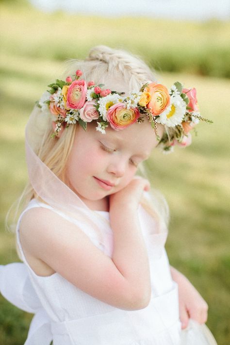 A Whimsical Ranunculus and Daisy Arrangement Farm Wedding Photography, Barn Wedding Photography, Madison Wedding, Bridesmaid Luncheon, Flower Girl Crown, Flower Crown Wedding, Wisconsin Wedding, Door County, Floral Headpiece