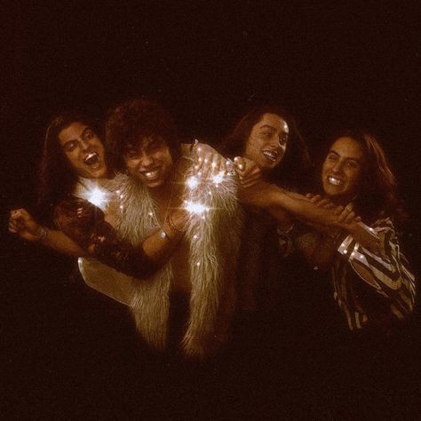 Greta Van Fleet Group Photo, Greta Van Fleet Graduation Cap, Greta Aesthetic, Where There Is Love We Must Live On Gvf, Greta Van Fleet Background, Gvf Aesthetic, Greta Van Fleet Aesthetic, Josh Kiszka, Michigan Girl