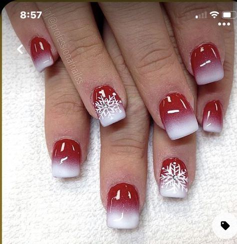 Red And White Nails, Fancy Nails Designs, Christmas Gel Nails, Nails Red, Christmas Nails Acrylic, Short Acrylic Nails Designs, Nail Designs Glitter, Dip Powder Nails, Xmas Nails