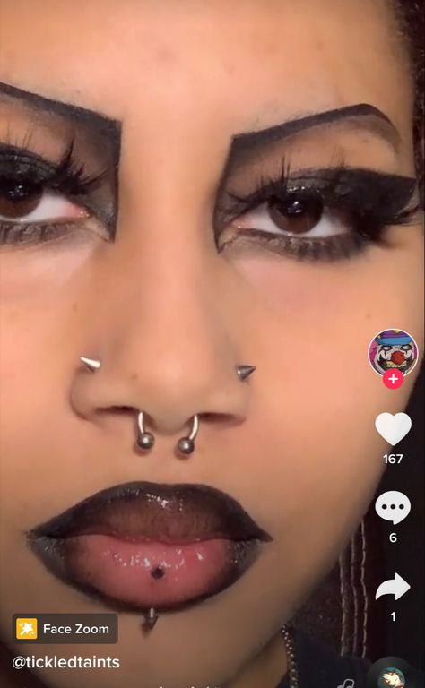 Lip Piercing For Small Lips, Spiky Nose Piercing, Spike Nose Piercing, Nose Piercing Ideas, Spiked Nose Stud, Spiked Septum Piercing, Spike Nostril Piercing, Goth Piercings, Labret Piercing Spike