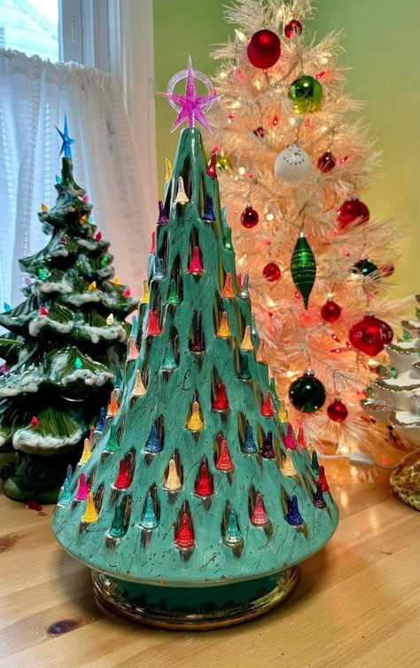 Ceramic Trees, Vintage Ceramic Christmas Tree, Mid Century Modern Christmas, Ceramic Tree, Alternative Christmas, Fun Christmas Decorations, Mid Century Christmas, Christmas Things, Ceramic Christmas Trees