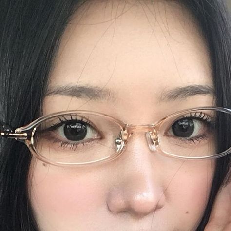 ✪ on Instagram: "냐 ~" Office Siren Glasses Round Face, Diamond Face Glasses, Round Face With Glasses, Office Siren Glasses, Siren Glasses, Glasses Round Face, Glasses For Round Faces, Diamond Face, New Glasses