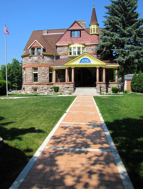 Victorian Fraternity House Sorority House Exterior, Historical Mansions, Harris House, Fraternity House, Saginaw Michigan, Queen Anne House, Sorority House, Sims Houses, Tower House