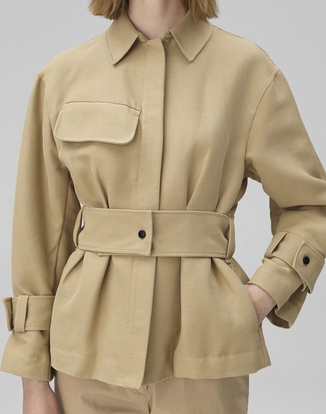 Summer Coats Women, Manto Mezon 2020, Manto Mezon, Fashion Jackets For Women, Leotard Fashion, Fashion Landscape, Safari Jacket, White Coat, Malene Birger