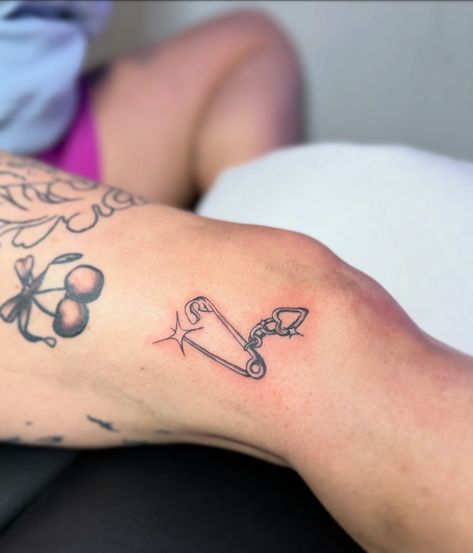 🧷 ✨ Thanks brookie 🩷 #tattooideas #safrtypintattoo #girlswithtattooers #cincinnatitattooartist #daytontattooartist Cincinnati, Tattoo Artists, Tattoos, Quick Saves