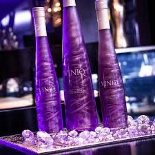 Morado Viniq Vodka, Pretty Alcoholic Drinks, Premium Vodka, Purple Wine, Pretty Drinks, Moscato, Liquor Store, Adult Drinks, Party Drinks