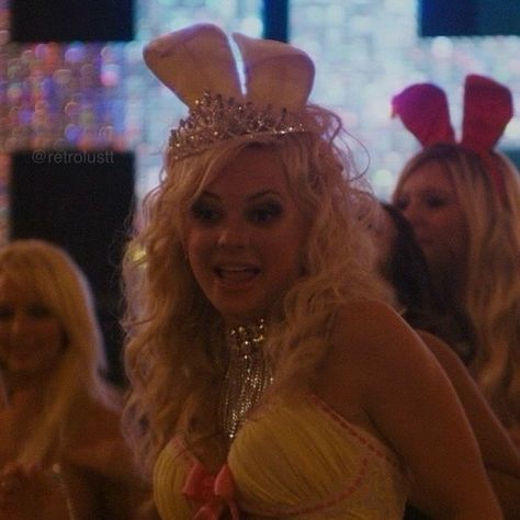 The House Bunny Shelley, House Bunny Movie Outfits, Shelley House Bunny, House Bunny Movie, Dirty 30 Party, Feminine Lifestyle, The House Bunny, House Bunny, Anna Faris