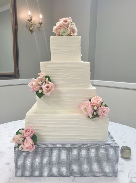 Square Wedding Cakes Simple, Cakes Square, Wedding Cakes Simple, Square Wedding Cake, Textured Buttercream, Cakes Simple, Ivory Wedding Cake, Big Wedding Cakes, Wedding Cakes Elegant