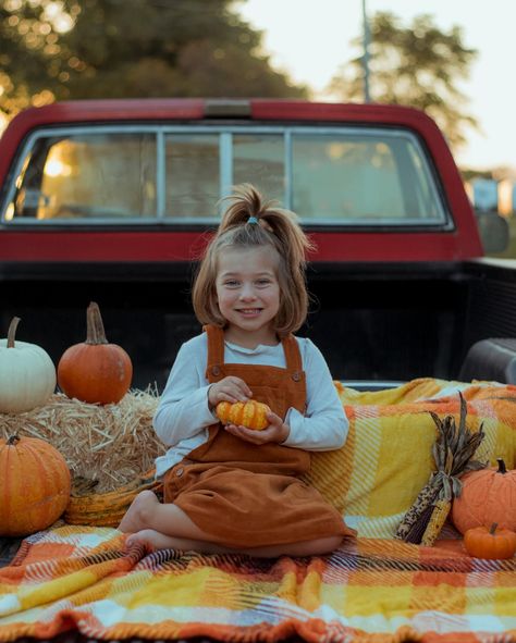 🍂📸 Capturing the magic of fall with these little beauties! #columbusindiana #sarahneesephotography #fall #fallphotography #photo #photoshoot #photography #photographer #photography📷 Thanksgiving Toddler Photoshoot, Diy Fall Photoshoot For Kids, Season Photography, Mums In Pumpkins, Thanksgiving Toddler, Kids Falling, Toddler Photoshoot, Seasons Photography, Teepee Tent