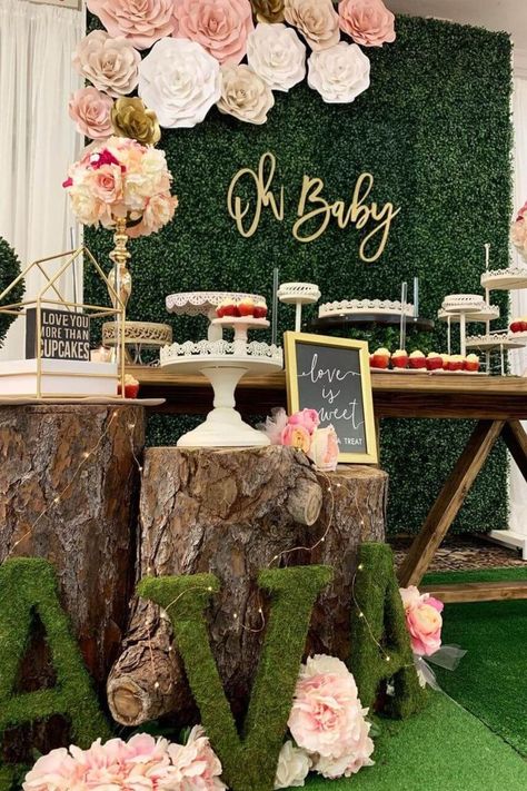 rustic baby shower ideas Rustic Baby Shower Ideas, Rustic Baby Shower Cake, First Time Mom Tips, Baby Shower Decor Ideas, Baby Shower Backdrops, Shower Decor Ideas, Rustic Baby Shower Decorations, Country Baby Girl, Mom Care