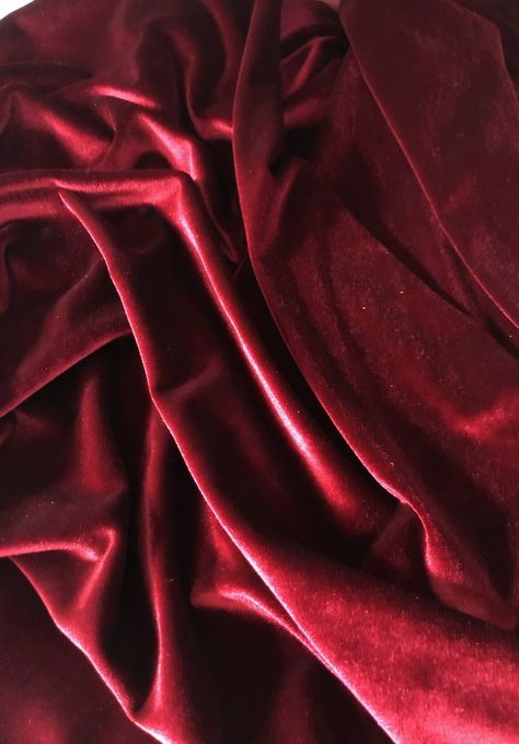 Burgundy Aesthetic, Gryffindor Aesthetic, Shades Of Burgundy, Burgundy Velvet, Red Walls, Red Wallpaper, Velvet Material, Red Aesthetic, Burgundy Color