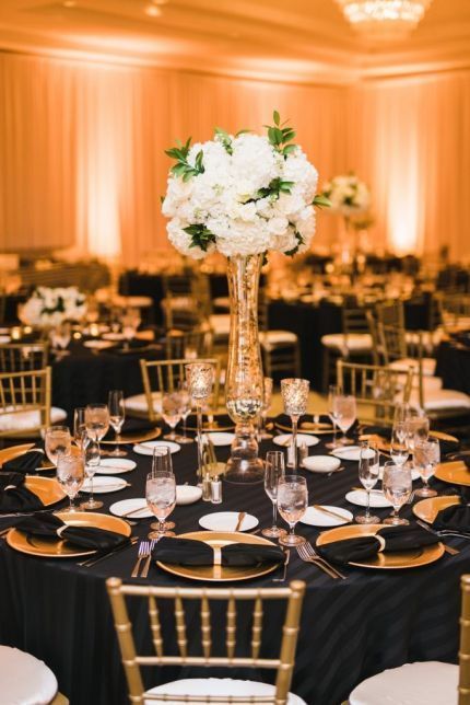 Black Gold And White Wedding, White Wedding Reception Decor, Hydrangea Centerpieces, Gold And White Wedding, White Wedding Reception, White Weddings Reception, Black And White Wedding Theme, White Wedding Decorations, Black Gold Wedding