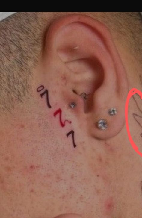 No 7 Tattoo, 777 Neck Tattoo, 77 Tattoo, Simple Neck Tattoos, Gengar Tattoo, 777 Tattoo, Gang Tattoos, Best Neck Tattoos, Tatuagem Masculina Pequena