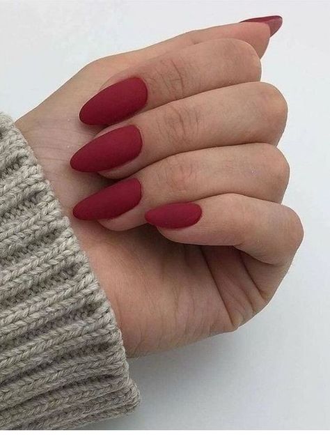 Matte Burgundy Nails, Matte Red Nails, Cute Red Nails, Manicure Natural, Red Matte Nails, Unghie Sfumate, Red Nail Art, Lovely Nails, Burgundy Nails